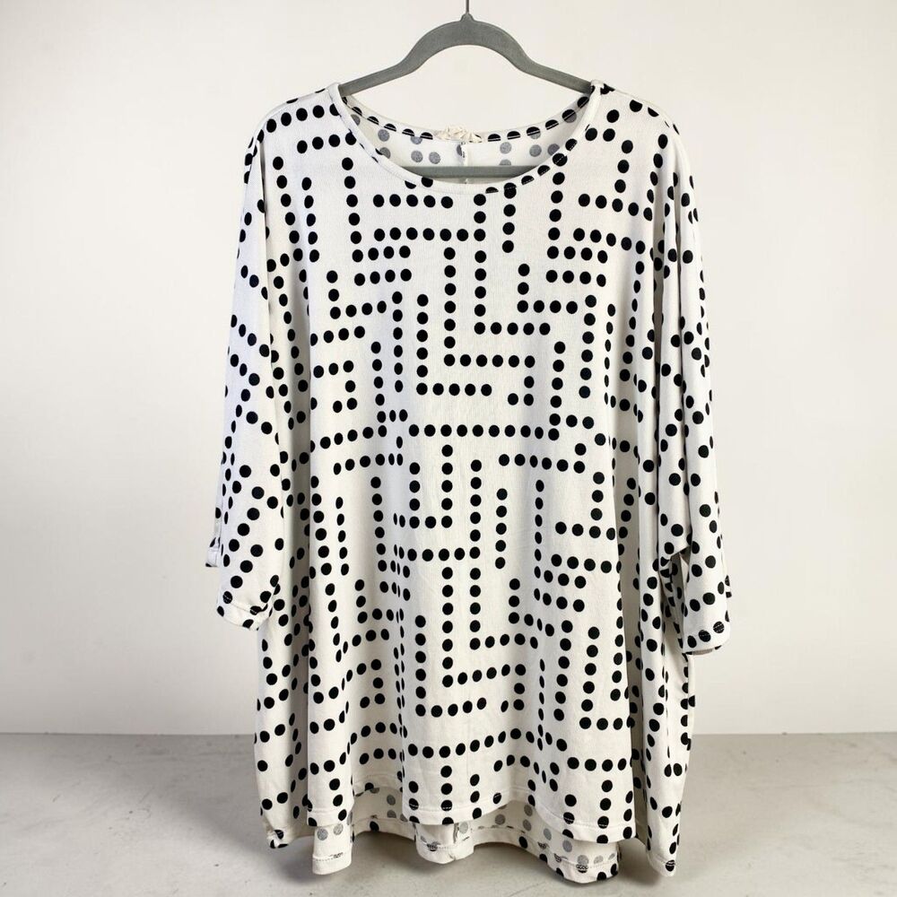Como Blu Plus Size 3X White Black Polka Dot Grid Tunics Top Hi Lo Crepe Knit